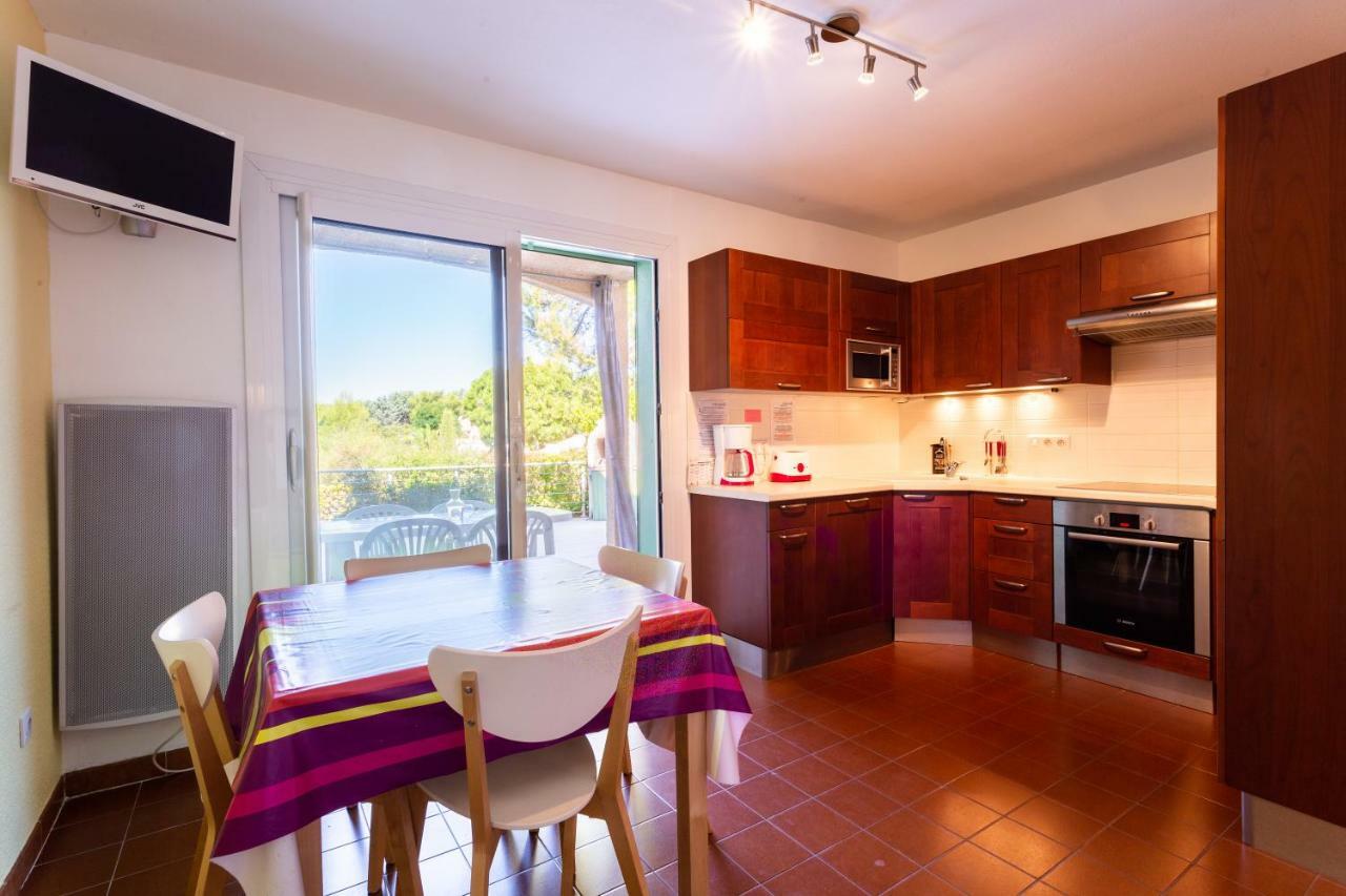 T3 Rez De Jardin,Piscine Privee Apartamento Saint-Cyr-sur-Mer Exterior foto