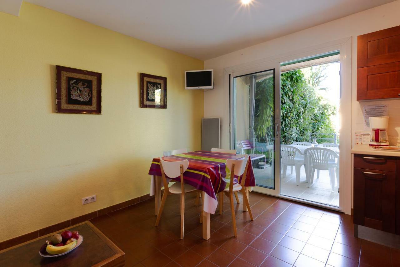 T3 Rez De Jardin,Piscine Privee Apartamento Saint-Cyr-sur-Mer Exterior foto