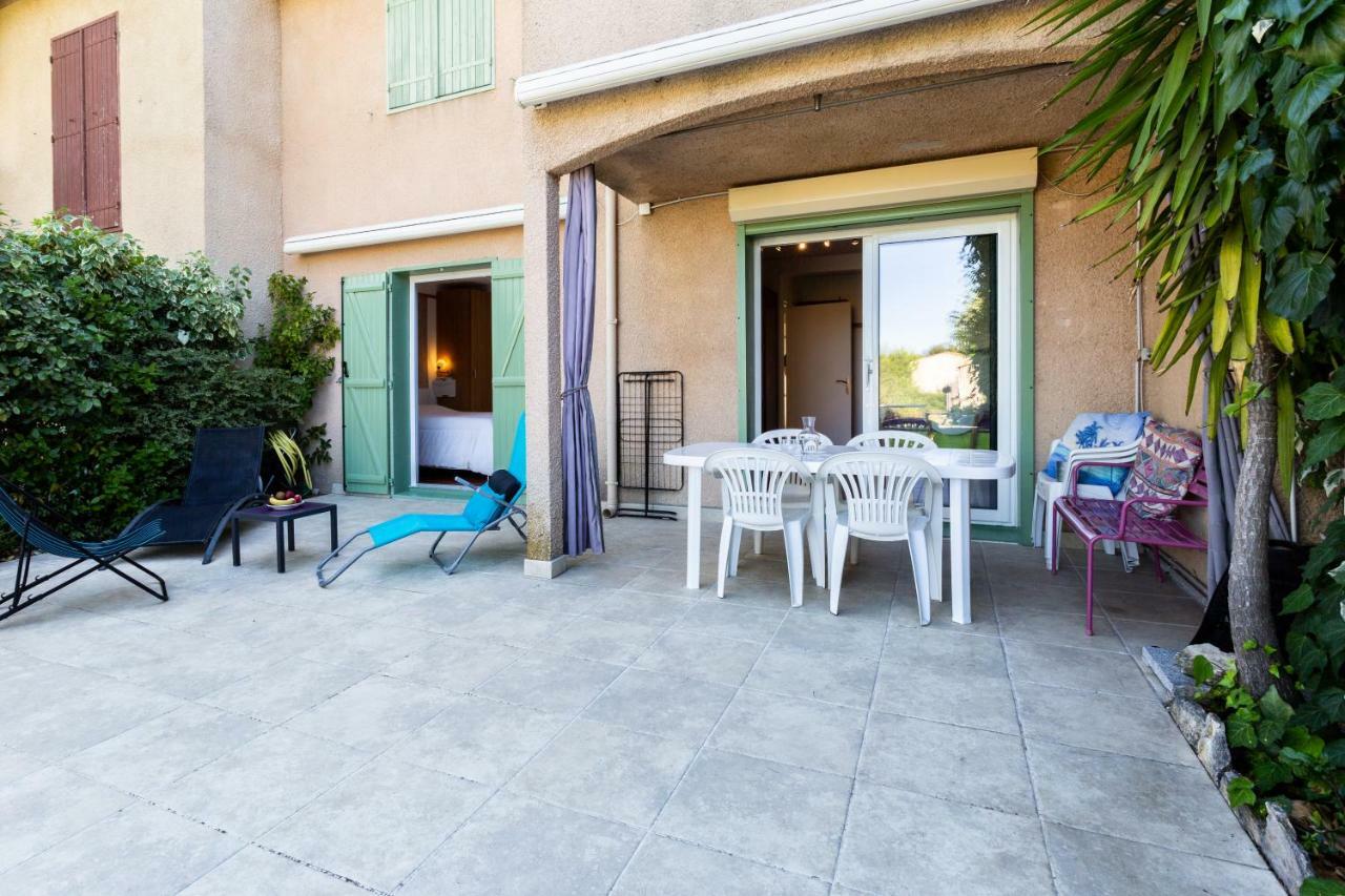 T3 Rez De Jardin,Piscine Privee Apartamento Saint-Cyr-sur-Mer Exterior foto